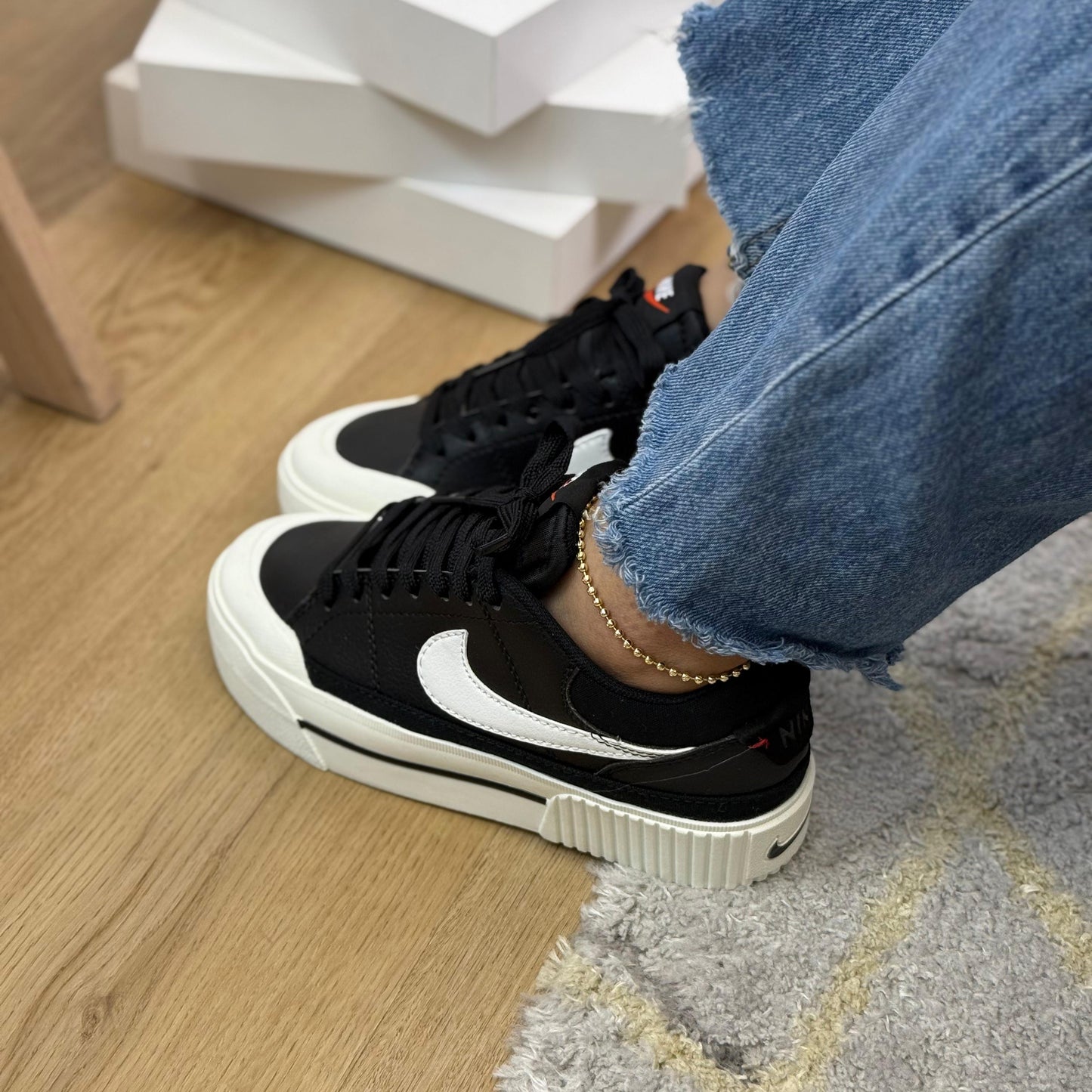 Nike Court Legacy Lift