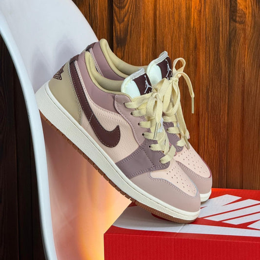Air Jordan 1 Retro Low Palo Rosa