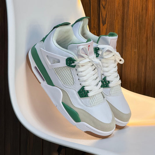 Air Jordan 4 Retro Pine Green
