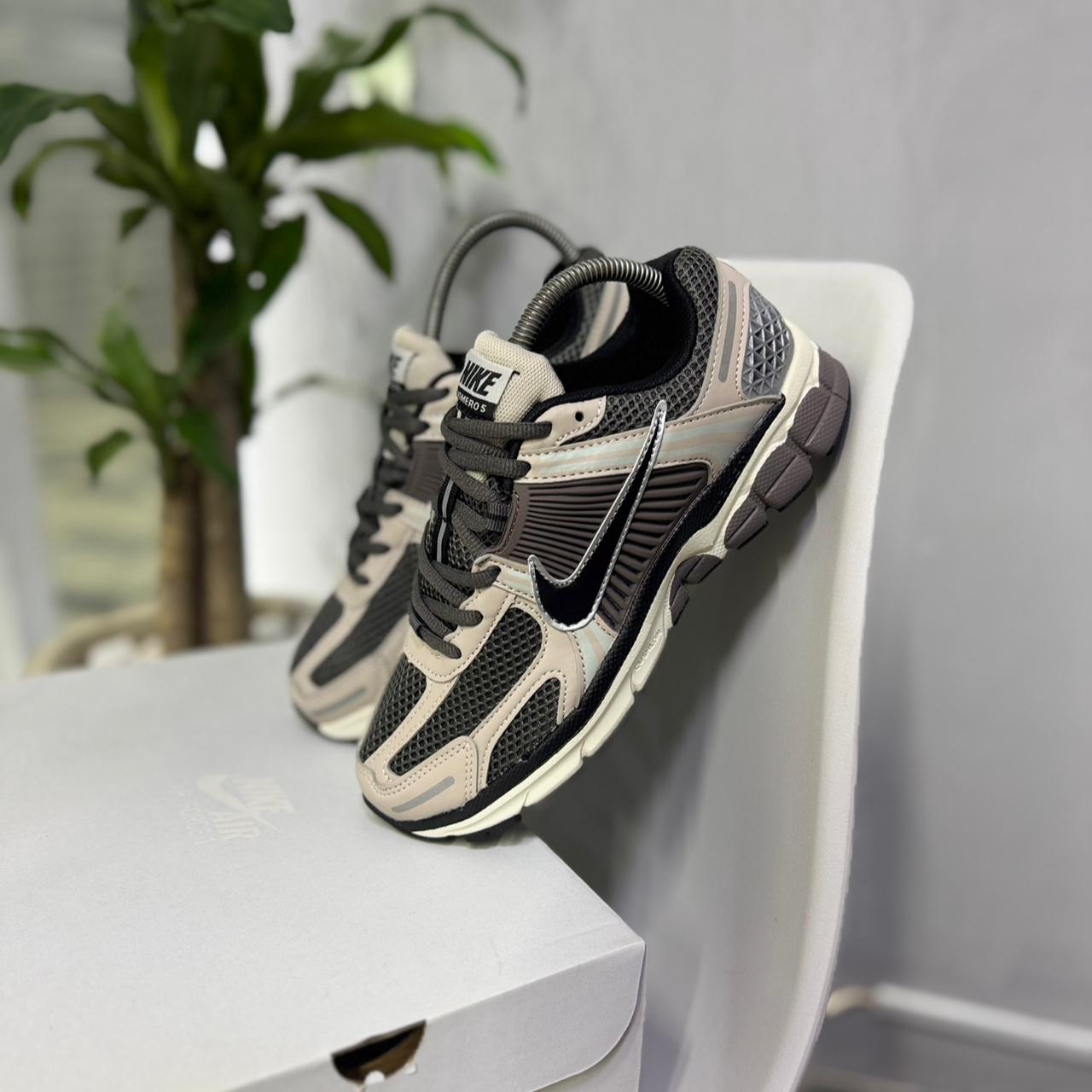 Nike Zoom Vomero 5