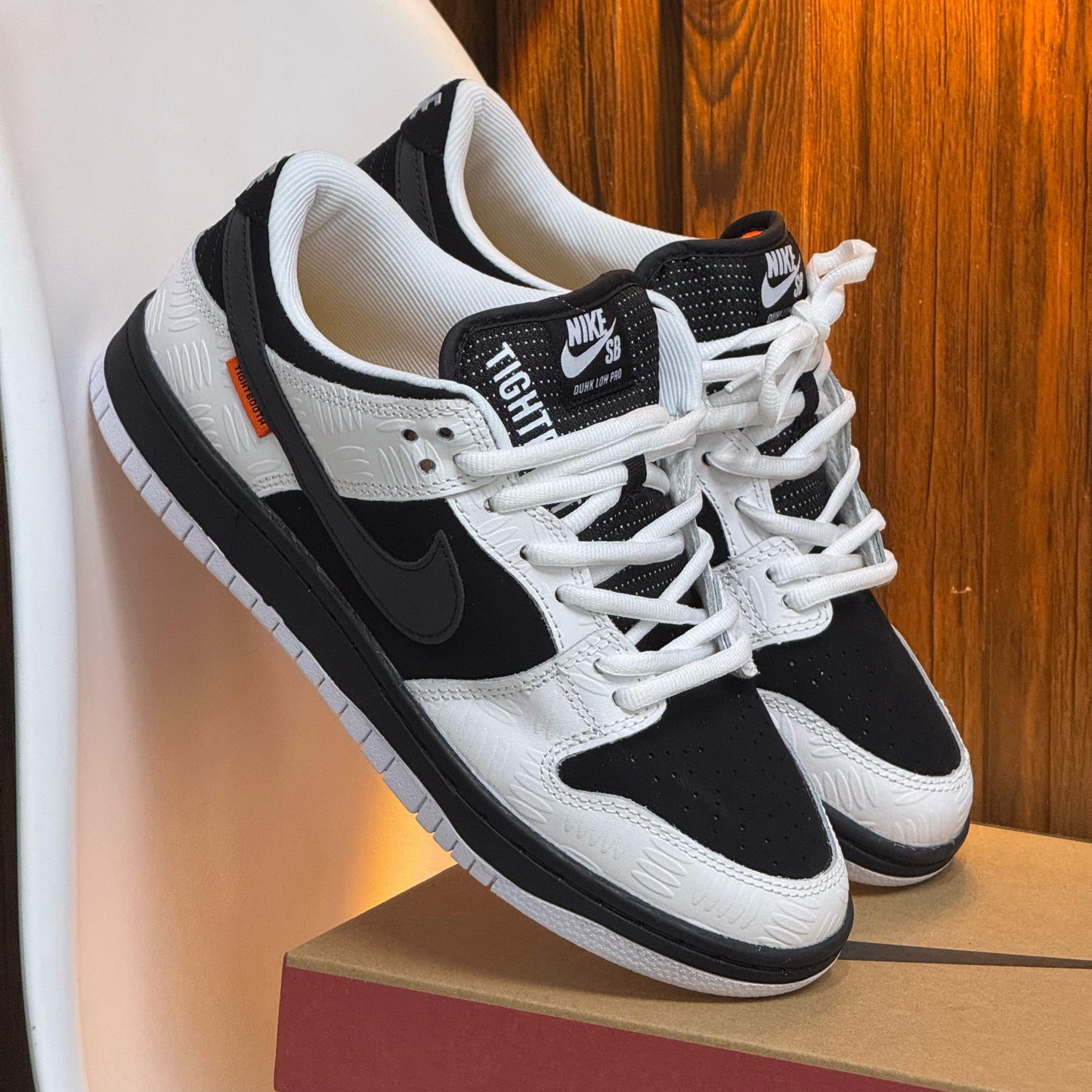 Nike SB Dunk Low Pro x TIGHTBOOTH