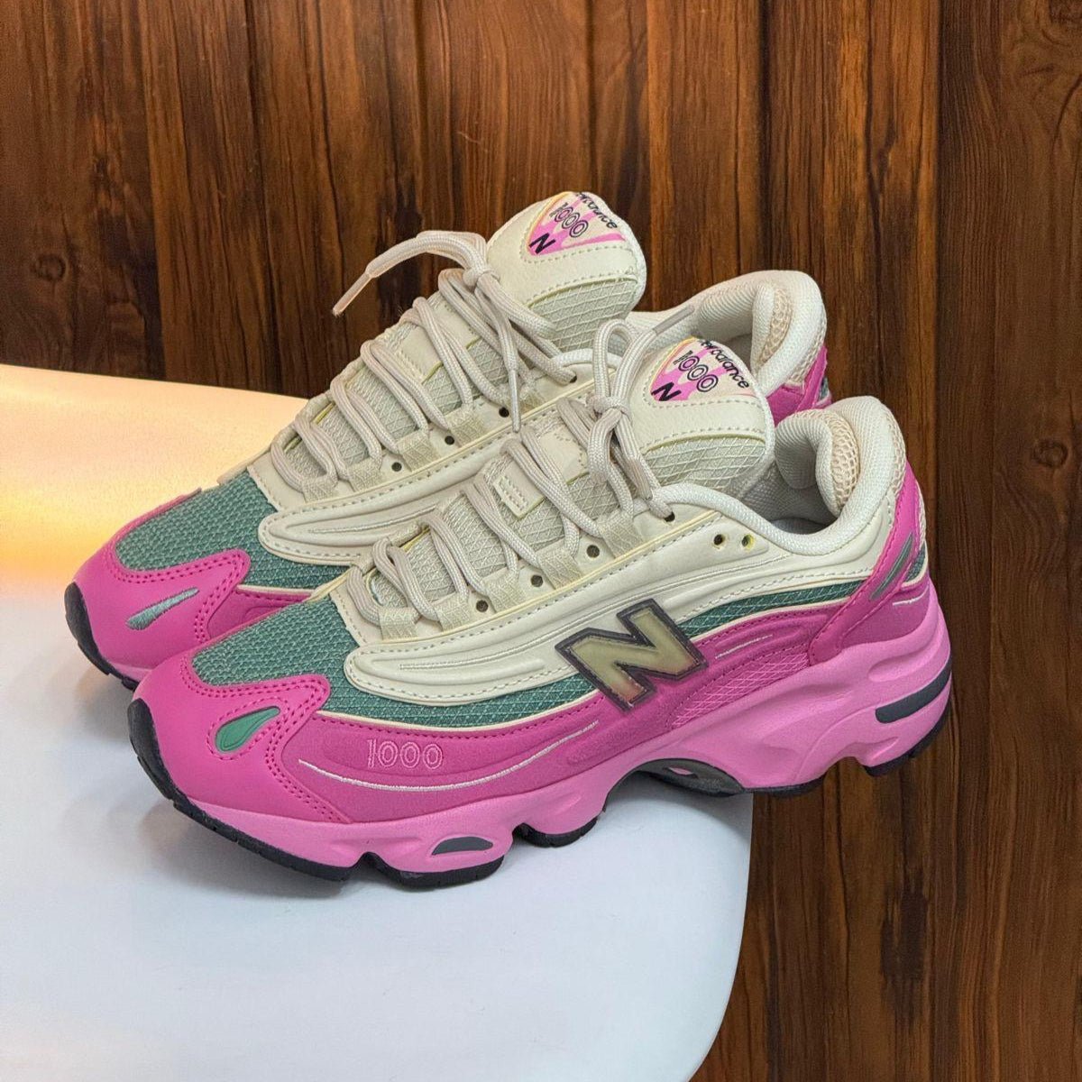 New Balance 1000 - Off Club