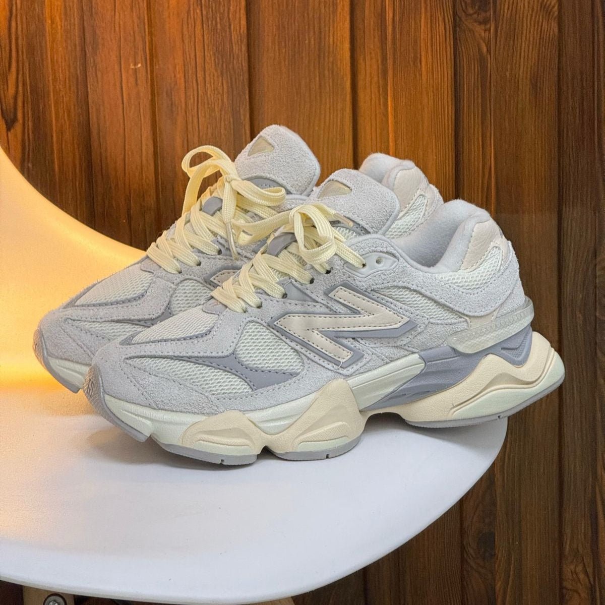 New Balance 9060 - Off Club