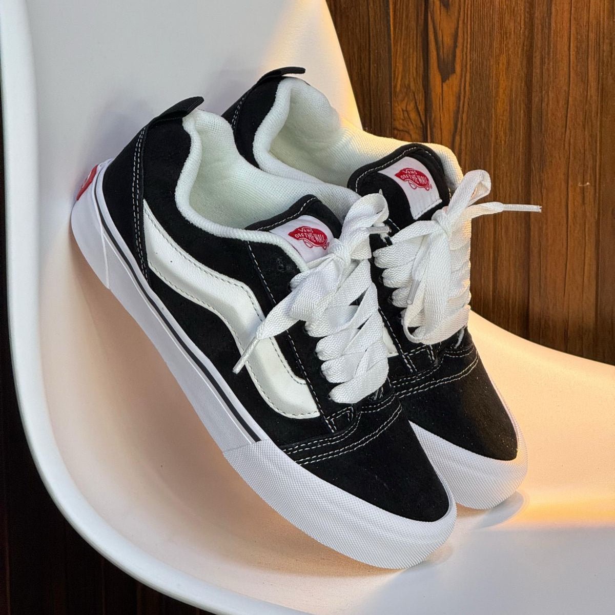 Vans Knu Skool Black White - Off Club