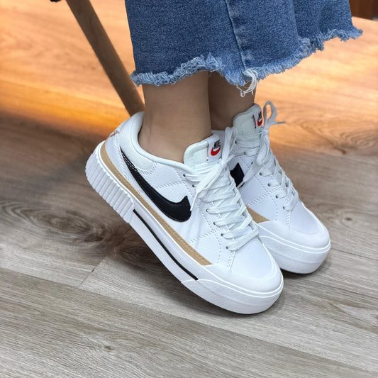 Nike Court Legacy Lift