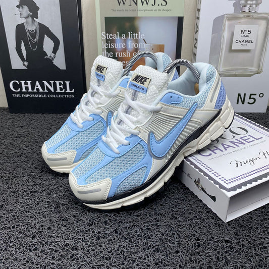 Nike Vomero 5
