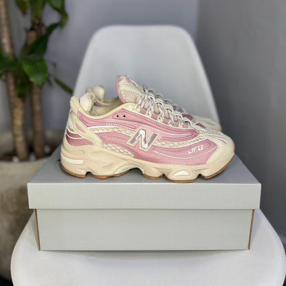 New Balance 1000