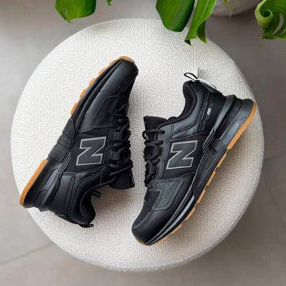 New Balance 999