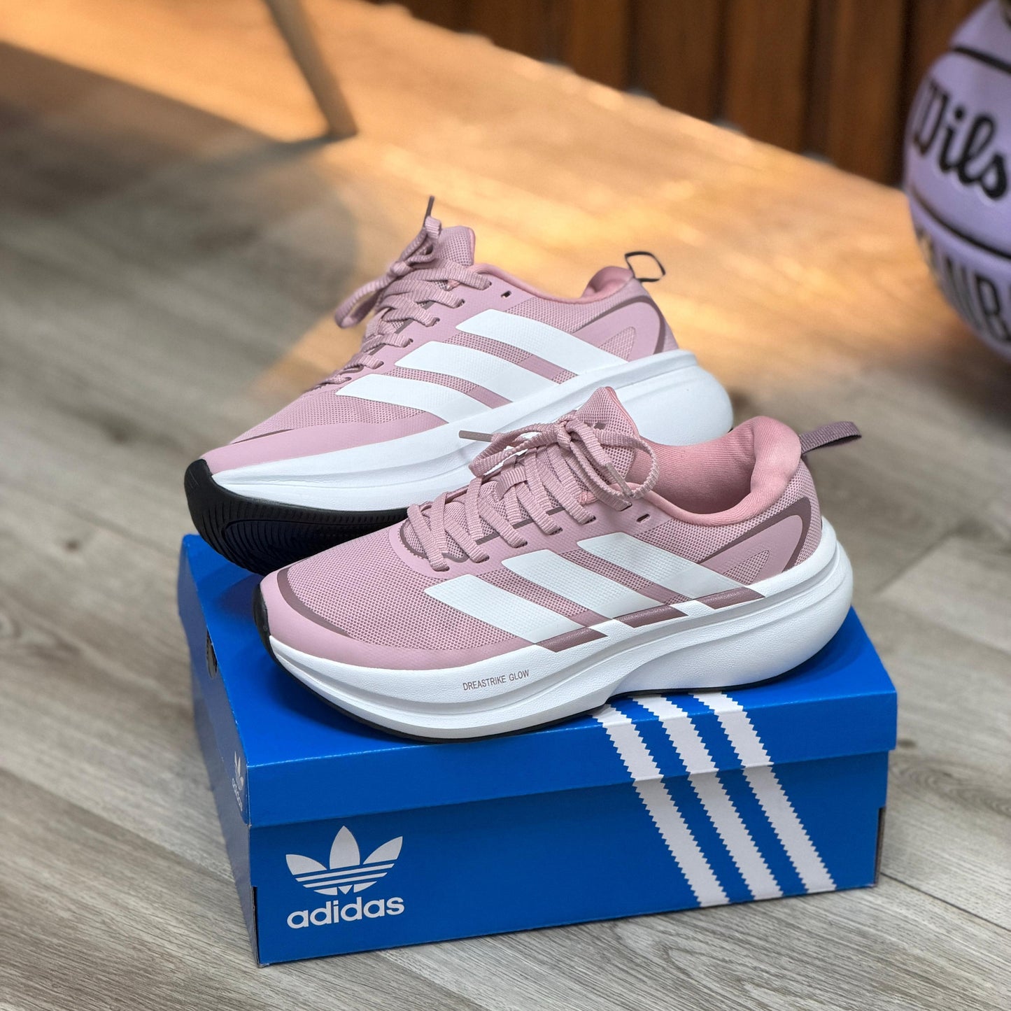 Adidas Dreamstrike Glow