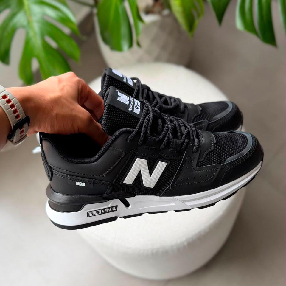 New Balance 999