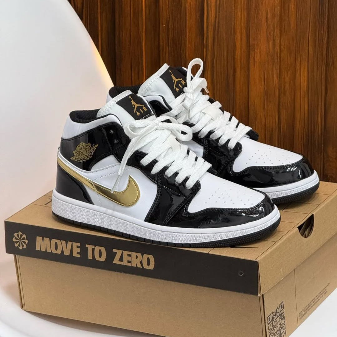 Air Jordan 1 Mid SE Patent Black Gold