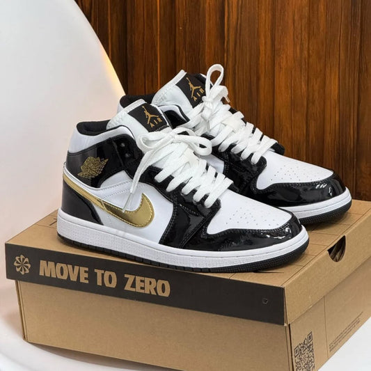 Air Jordan 1 Mid SE Patent Black Gold
