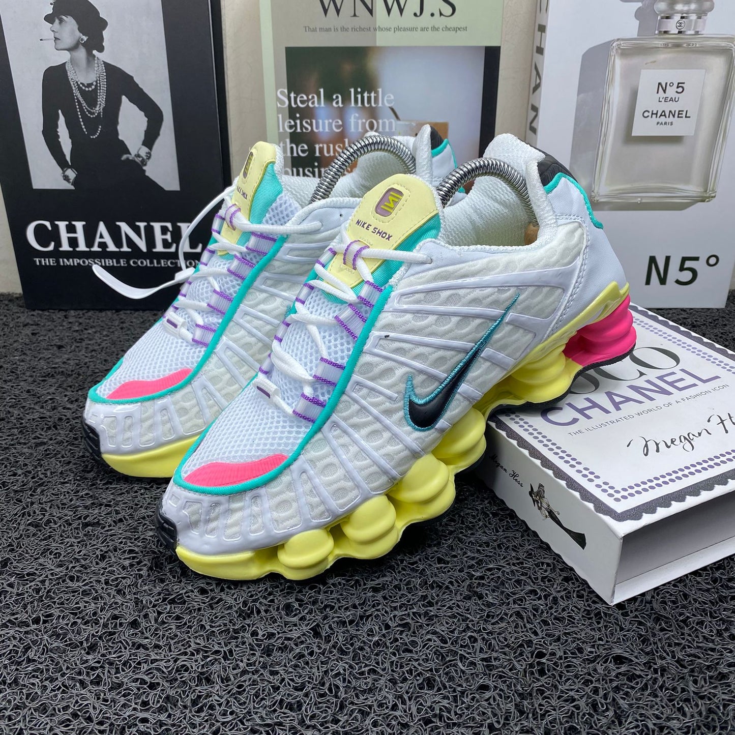 Nike Shox Gusano