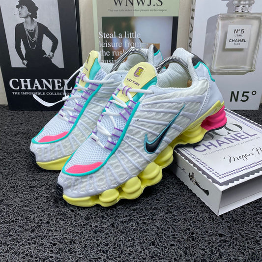 Nike Shox Gusano