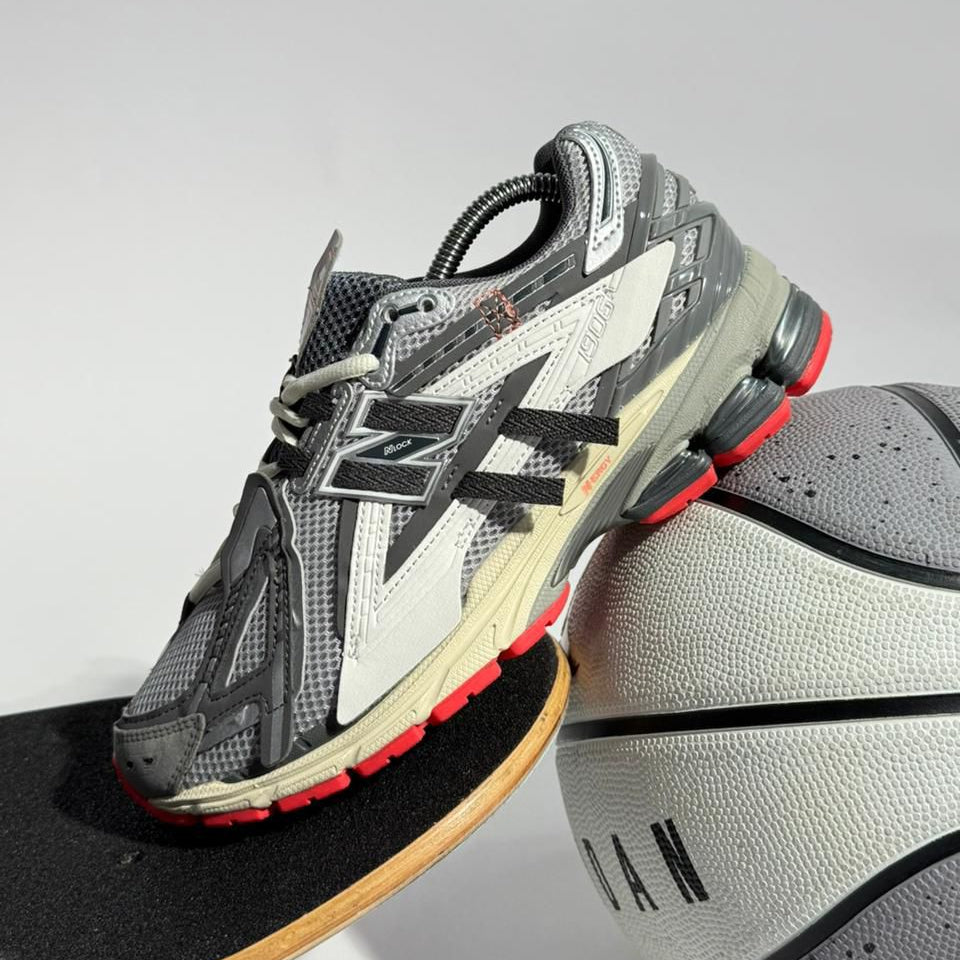 New Balance 1906A