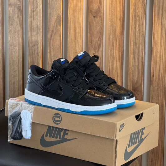 Nike SB Dunk Low Space Jam