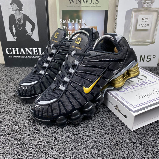 Nike Shox Gusano
