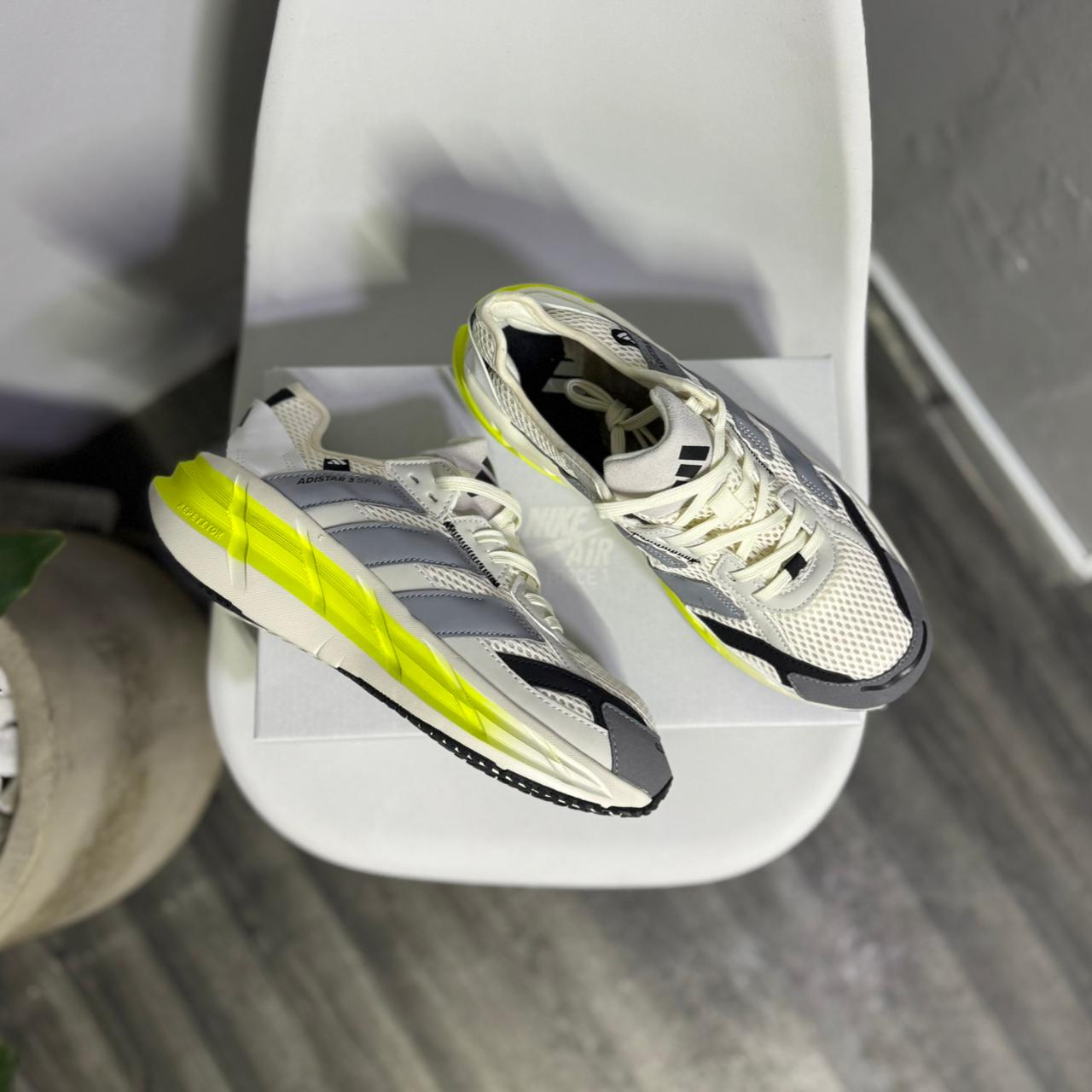 Adidas Adistar 3 Spw - Off Club