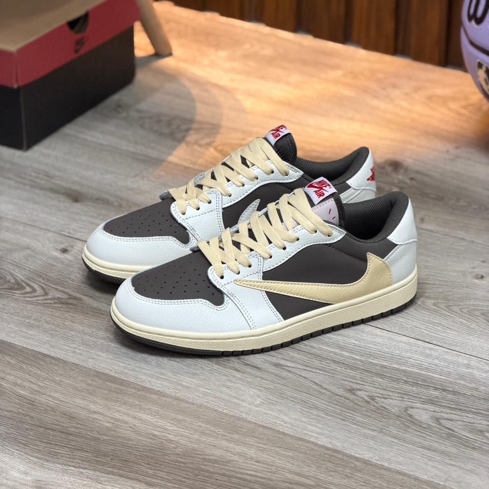 Air Jordan 1 Low OG x Travis Scott Reverse Mocha - Off Club