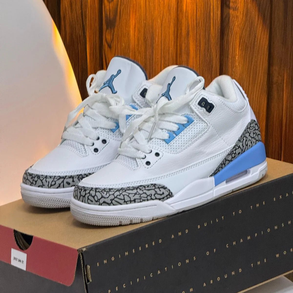 Air Jordan 3 Retro UNC - Off Club