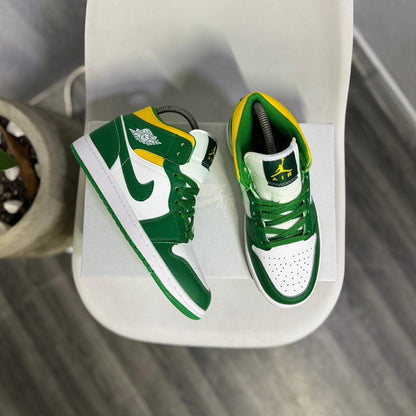Air Jordan Retro 1 Mid Sonics - Off Club