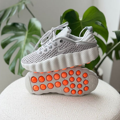 Nike Mind 002