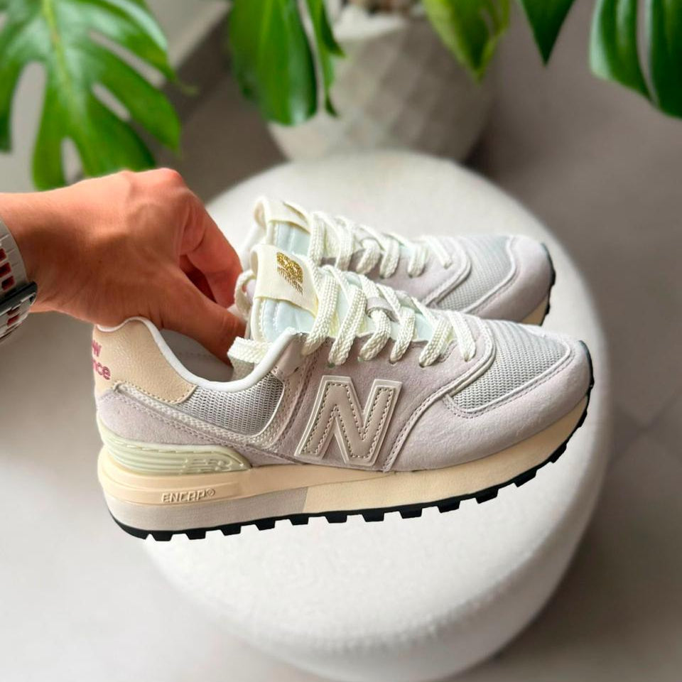 New Balance 574