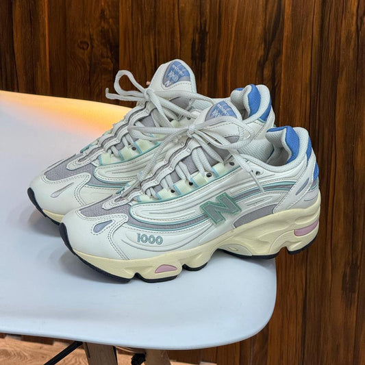 New Balance 1000