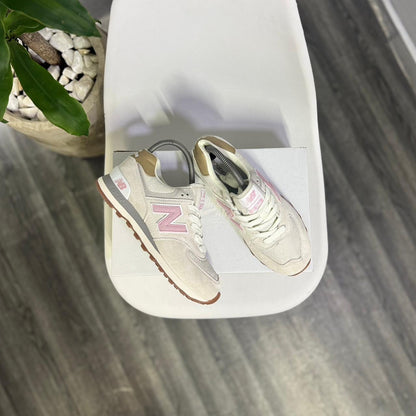 New Balance 574 - Off Club
