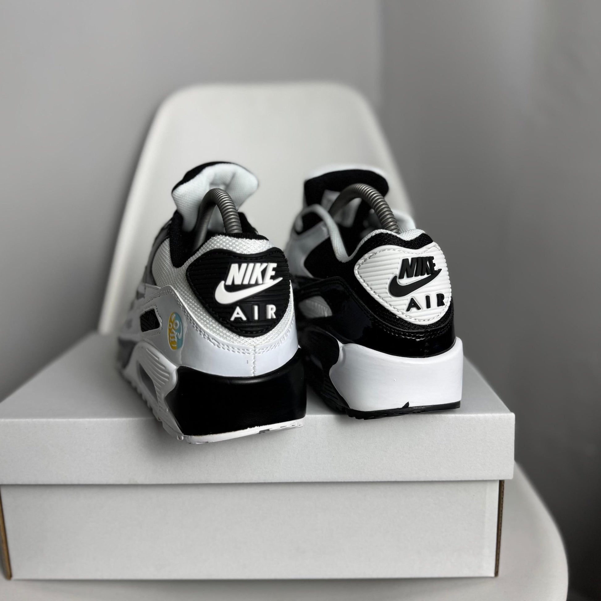 Nike Air Max 90 Lucha Libre - Off Club