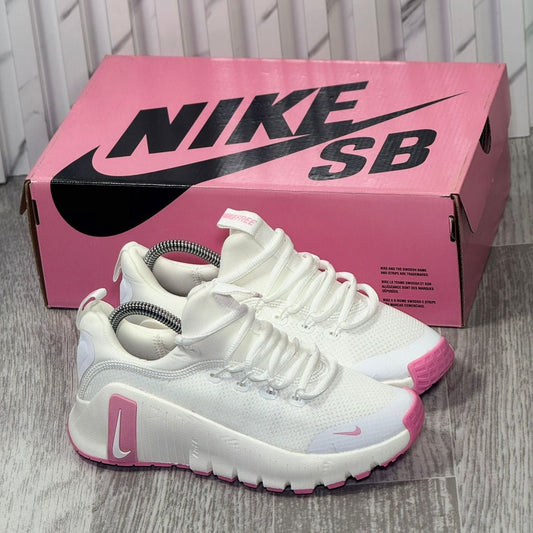Nike Free Metcon 6 - Off Club