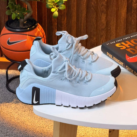 Nike Free Metcon 6 - Off Club