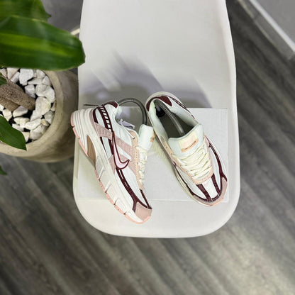 Nike Initiator - Off Club