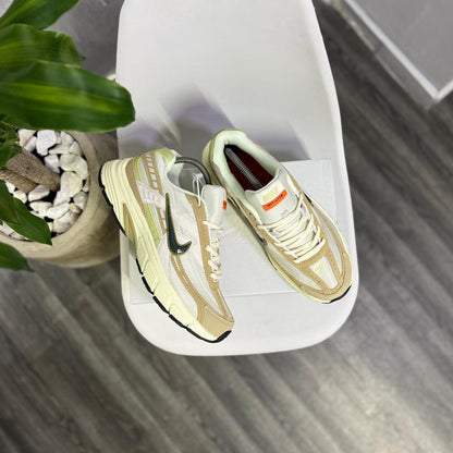 Nike Initiator - Off Club