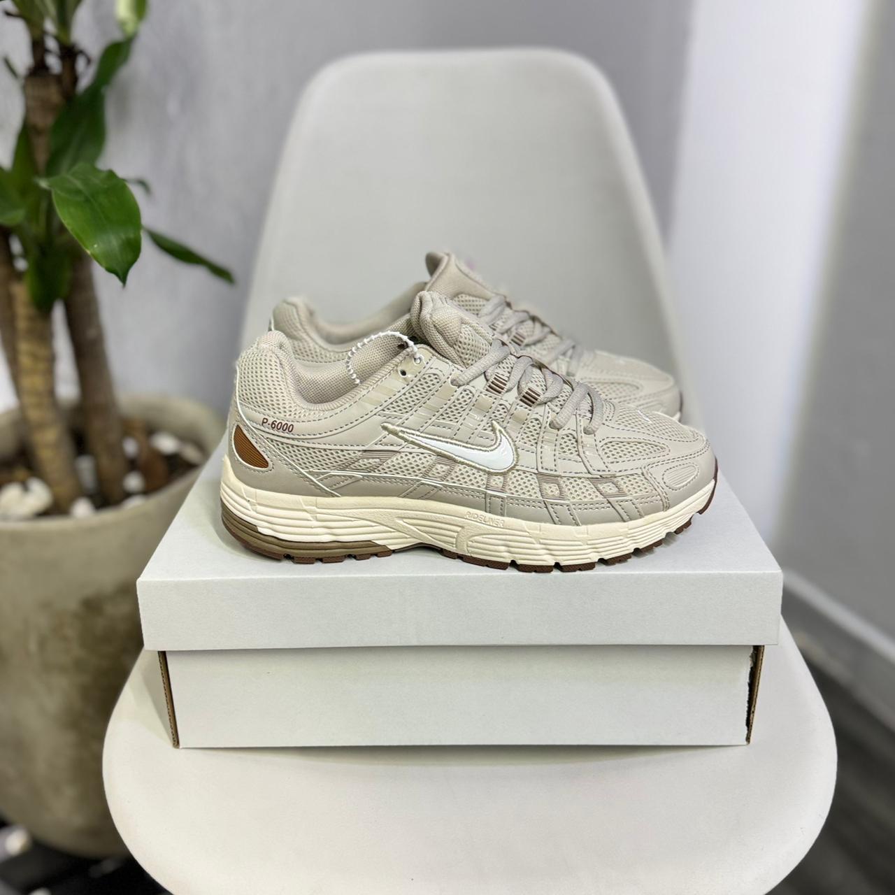 Nike P6000 - Off Club