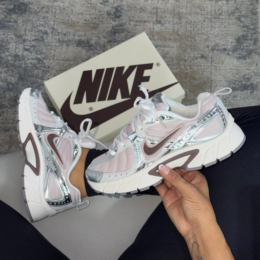 Nike P7000 - Off Club