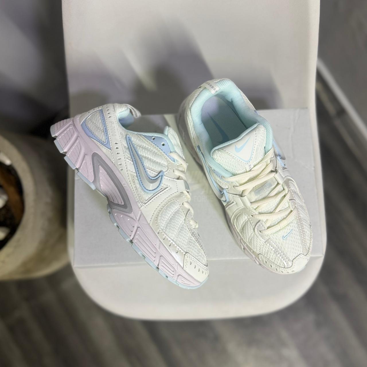 Nike P7000 - Off Club