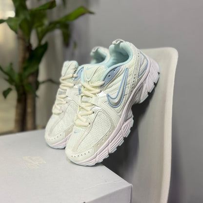 Nike P7000 - Off Club