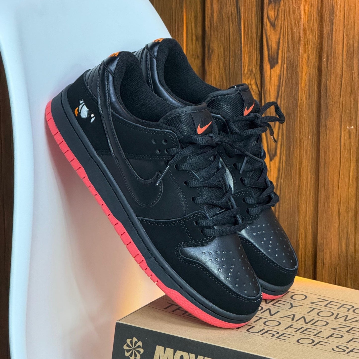 Nike Sb Dunk Low Black Pigeon - Off Club