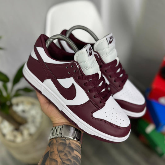 Nike Sb Dunk Low Team Red Bordeux - Off Club