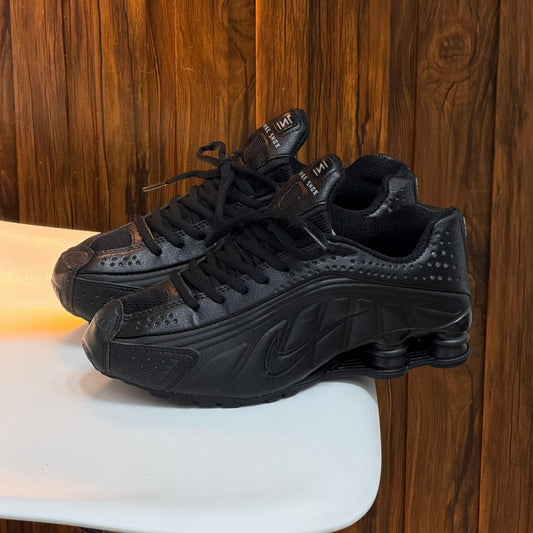 Nike Shox R4 - Off Club