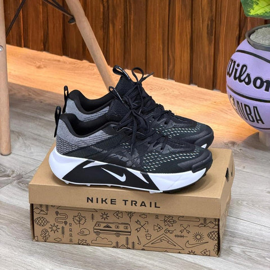 Nike Trail Wildhorse - Off Club