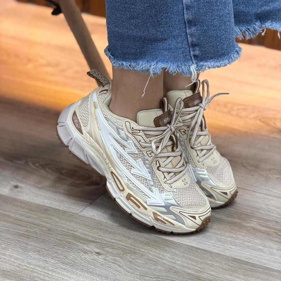 Off White Be Right Back - Off Club