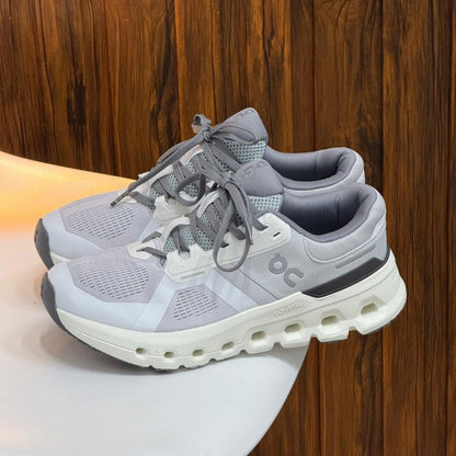 On Cloud Runner 2 - Off Club