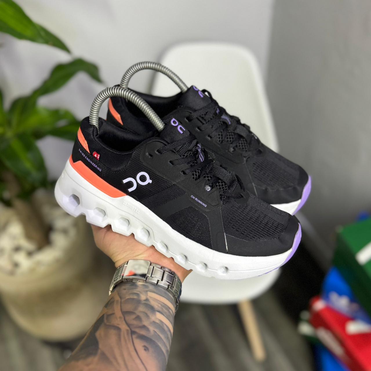 On Cloud Runner 2 - Off Club