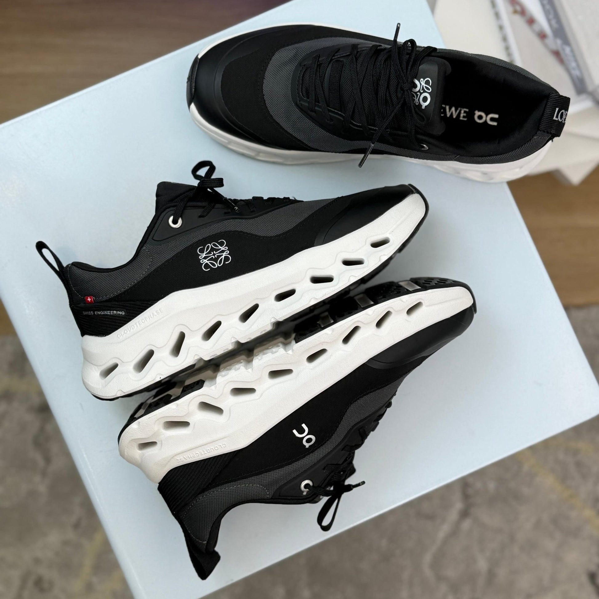 On Cloud x Loewe 2.0 - Off Club