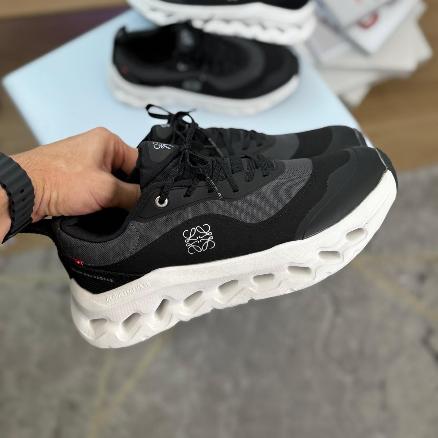 On Cloud x Loewe 2.0 - Off Club