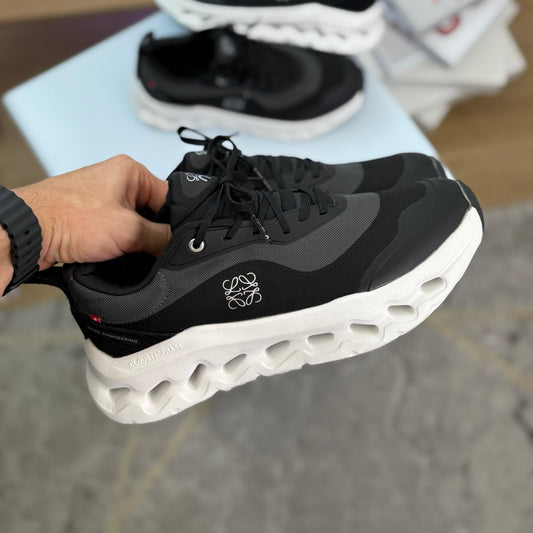 On Cloud x Loewe 2.0 - Off Club