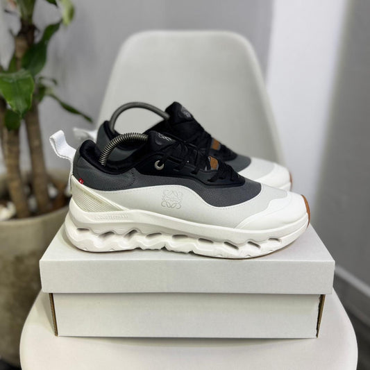 On Cloud x Loewe 2.0 - Off Club