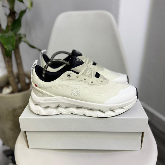 On Running Cloudtilt Loewe 2 - Off Club